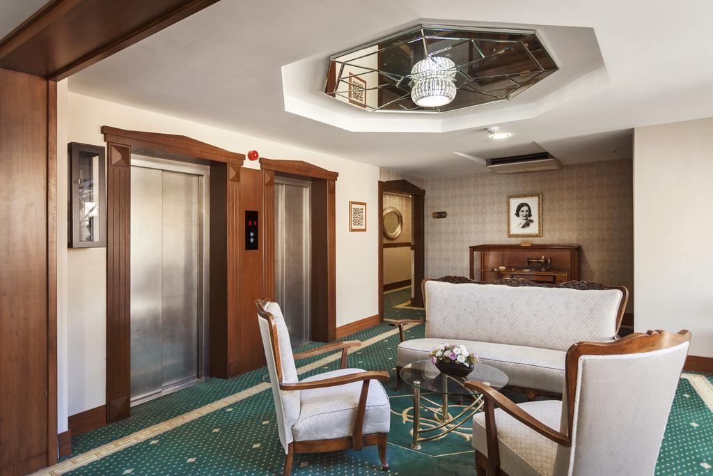 Izmir Palas Hotel Екстер'єр фото