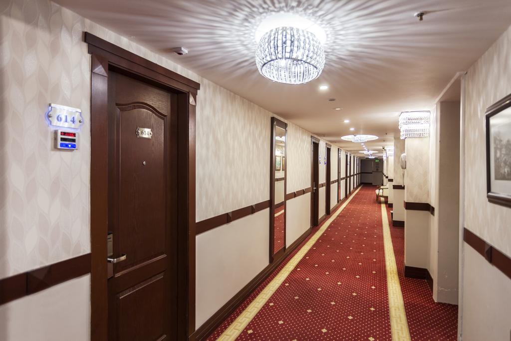Izmir Palas Hotel Екстер'єр фото