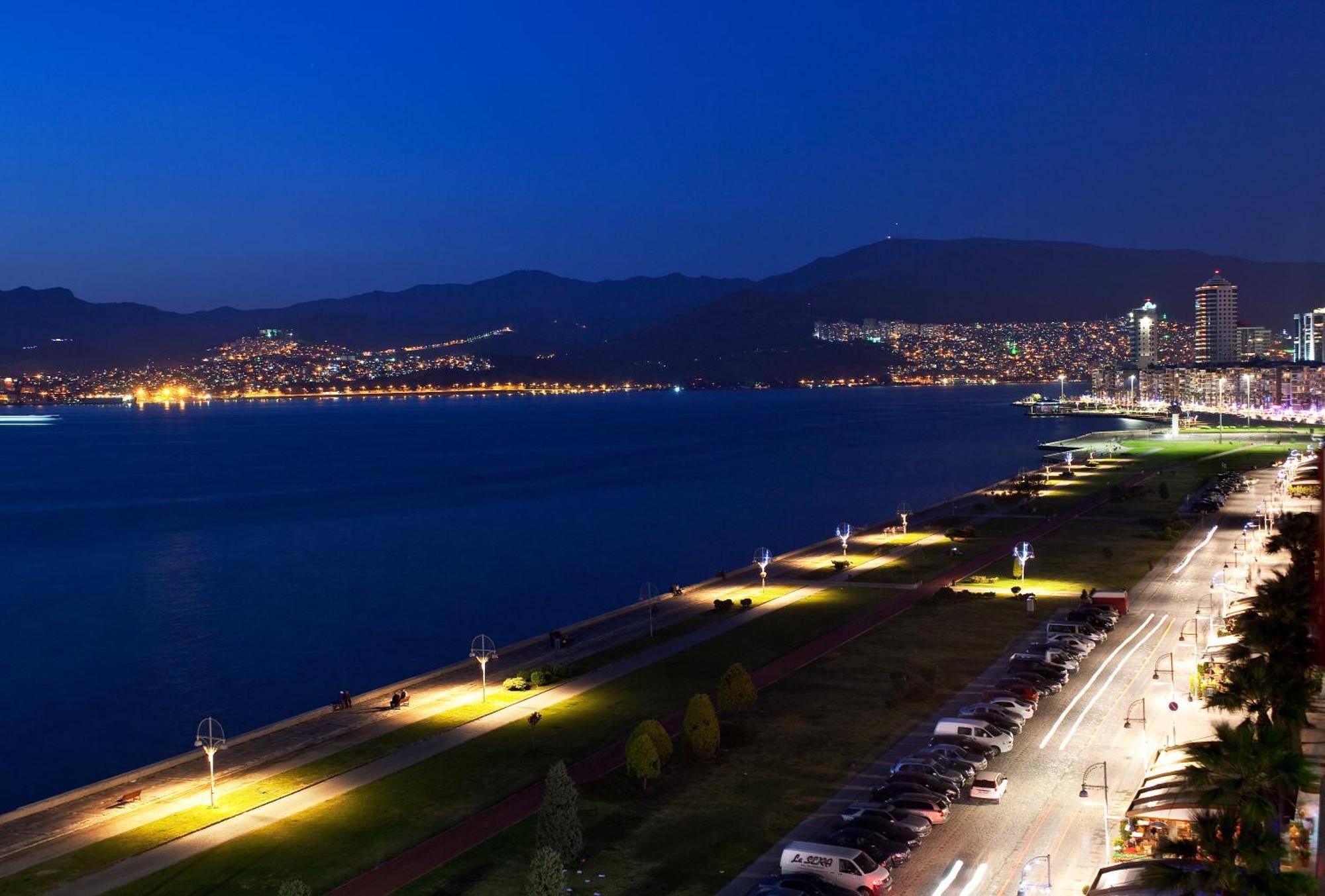 Izmir Palas Hotel Екстер'єр фото