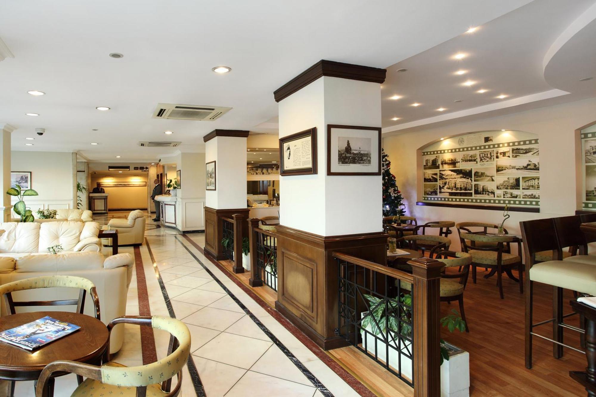 Izmir Palas Hotel Екстер'єр фото