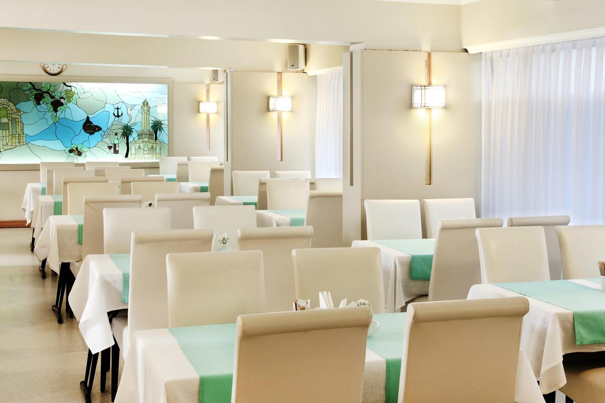 Izmir Palas Hotel Екстер'єр фото