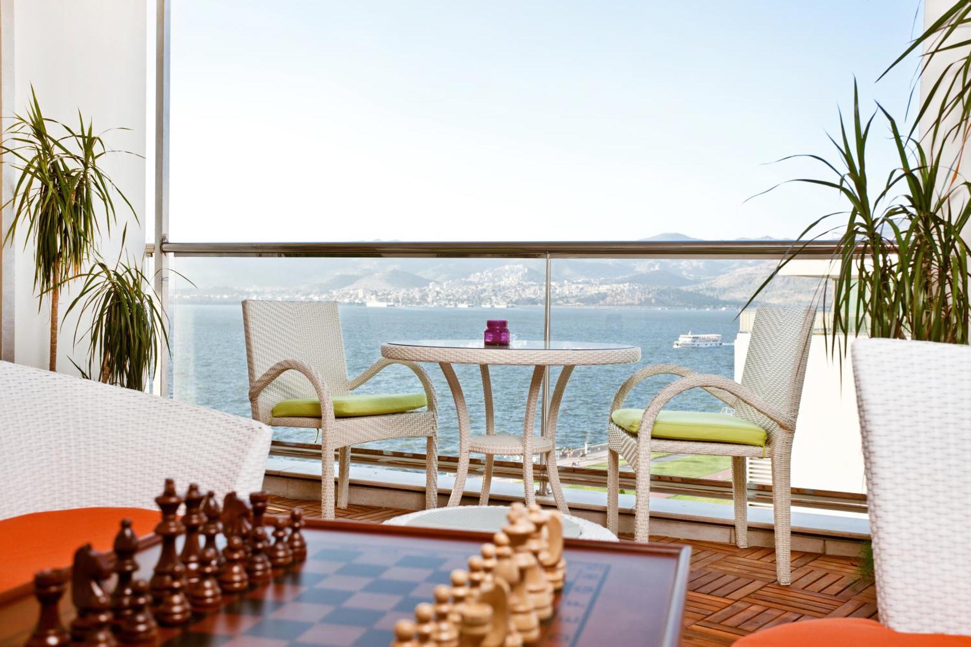 Izmir Palas Hotel Екстер'єр фото