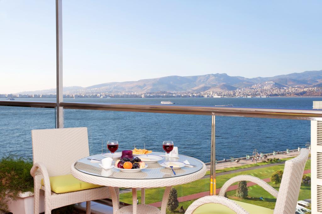 Izmir Palas Hotel Екстер'єр фото